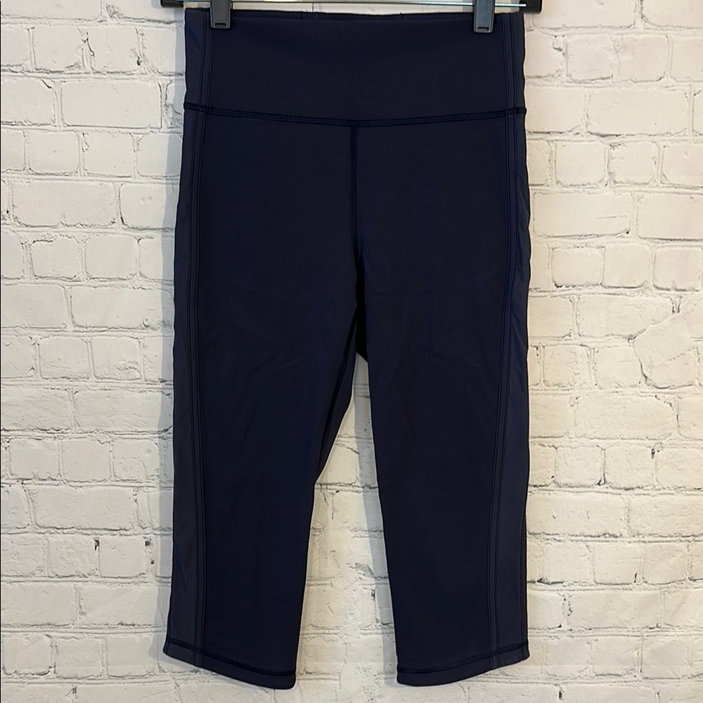 Lululemon  Navy Crop Leggings